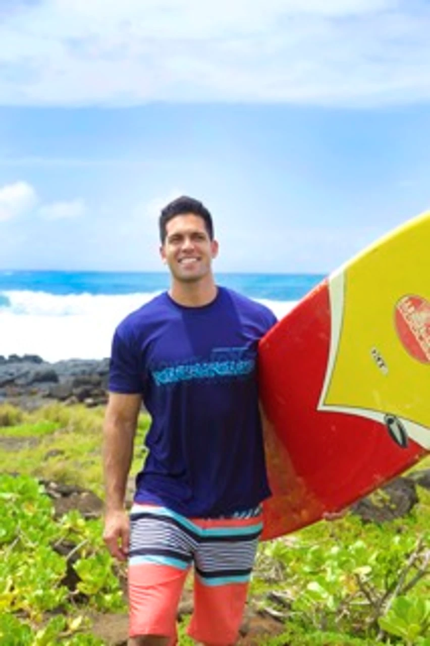 Hawaiian Athletics® Sports Tee - Tribal Band: Red 4 Hawaiian Athletics® Sports Tee - Tribal Band: Red - Image 2