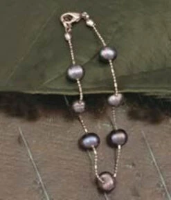 Floating Freshwater Pearl Bracelet: White -Fashion Store 1704416090.1280.1280 83478.1704416149.1280.1280 92294.1704416296