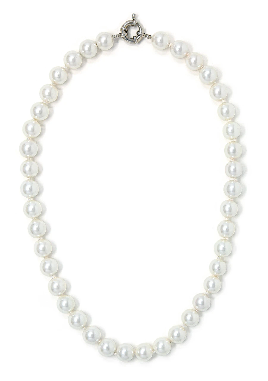 Jewel Of The Sea Mother Of Pearl Necklace: White 4 Jewel Of The Sea Mother Of Pearl Necklace: White - Image 2