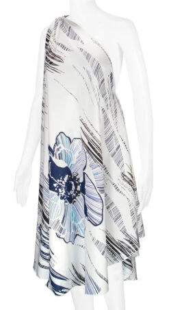 Robin Ruth® Maxi Dress: Hibiscus Canvas 24 Robin Ruth® Maxi Dress: Hibiscus Canvas -Fashion Store 68484 RRMaxiDress Shoulder HibiscusCanvas Model LeftView 31329.1689792824