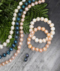 Freshwater Pearl Necklace - Large: White -Fashion Store FreshwaterPearls Group 58021.1679357050