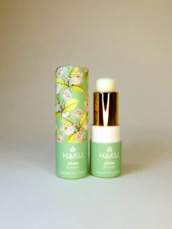 HAKU Lip Balm 0.12 Oz. 12 HAKU Lip Balm 0.12 Oz. -Fashion Store pikake 03501.1639789648